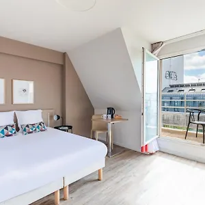 vizitați hotelul