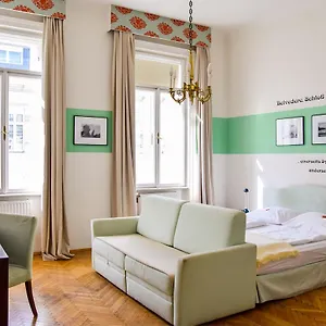 Hotel Riedl, Viena