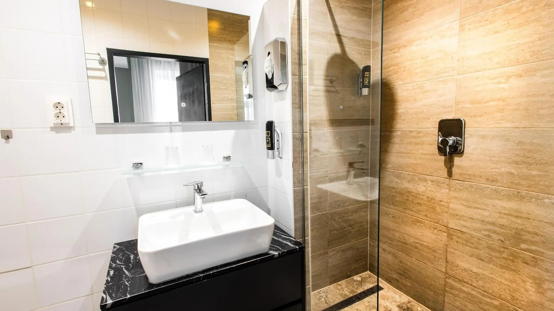 וינה Vayalen Boutique Hotel