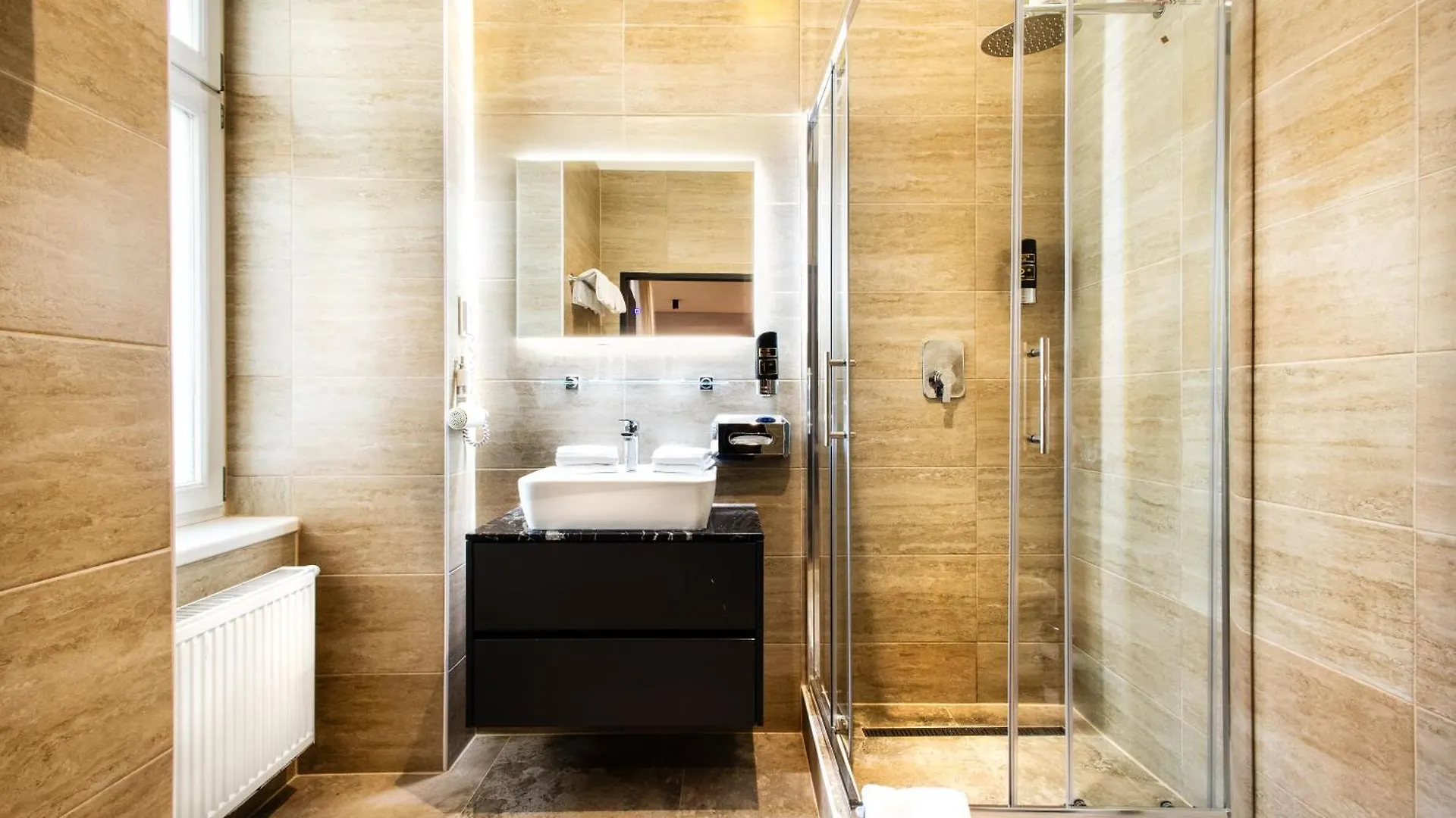 וינה Vayalen Boutique Hotel